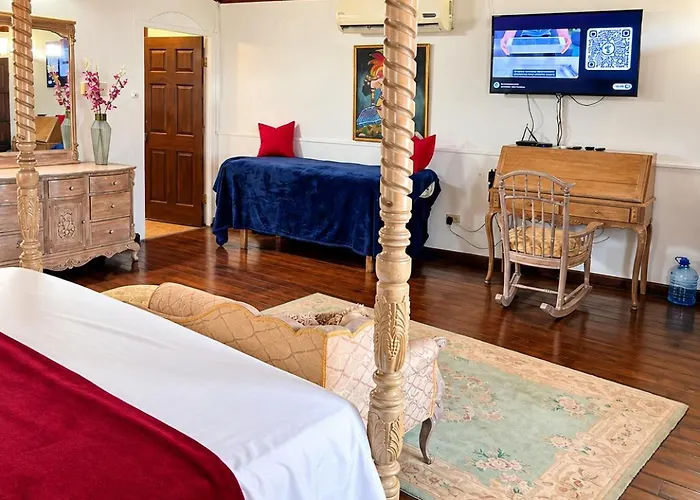 Cozy 3 Of 5 Penthouse In The Heart Of Ochi