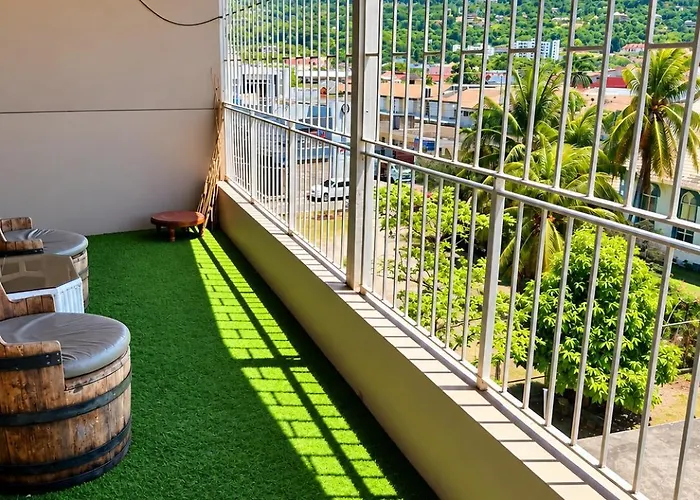 Cozy 3 Of 5 Penthouse In The Heart Of Ochi Ocho Rios
